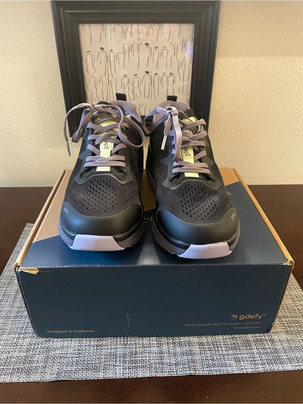 Gdefy Women’s Black & Lavender Supportive Athletic Sneakers